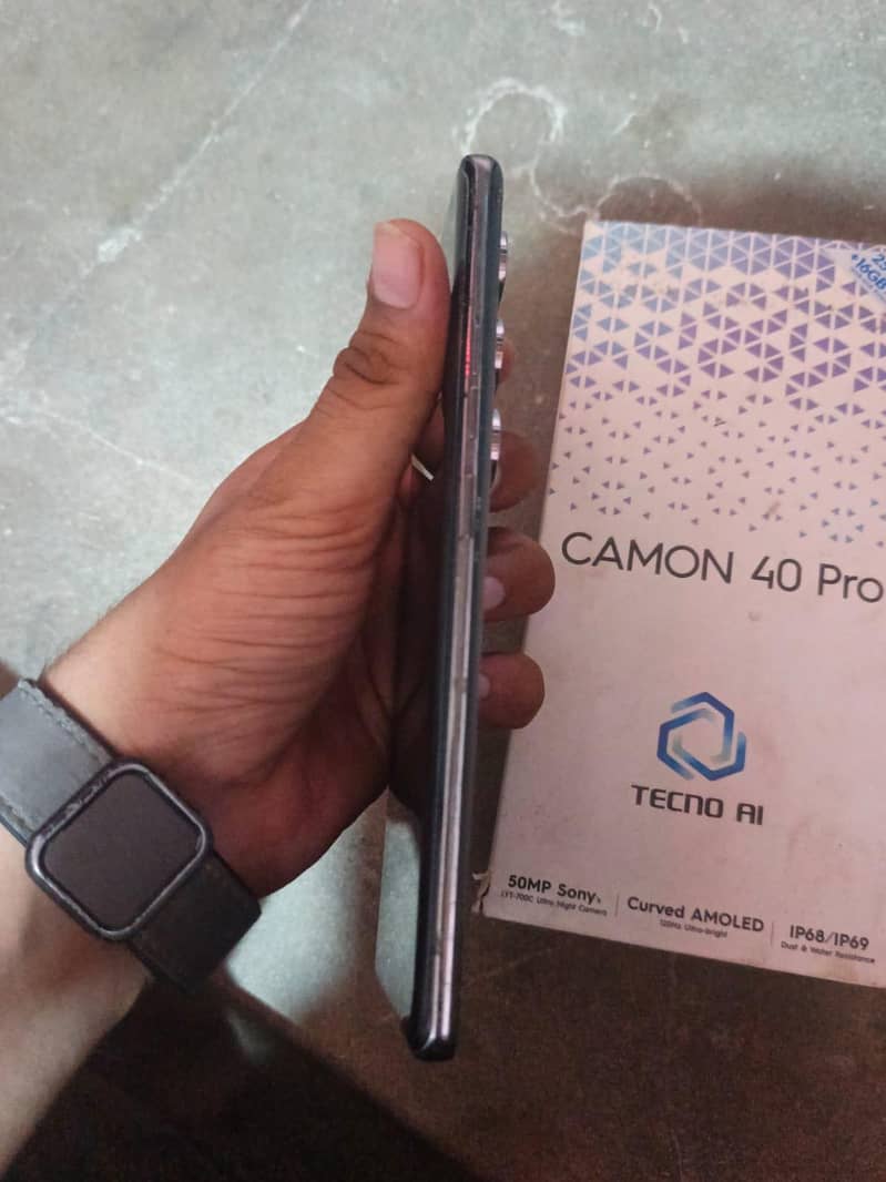 Tecno CAMON 40 Pro 5