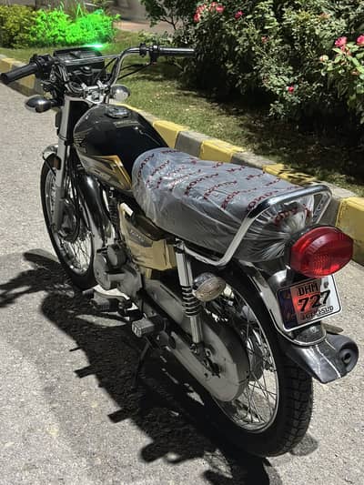 Honda 125 gold special edition