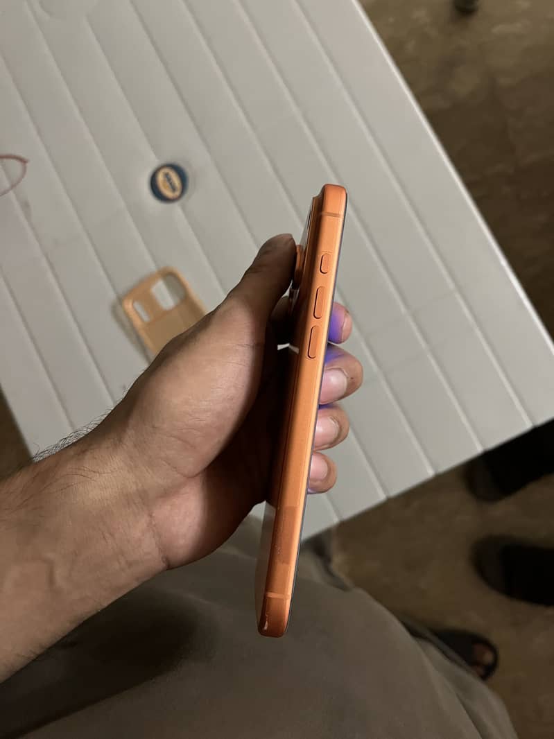 Apple iPhone 17 Pro Max 2
