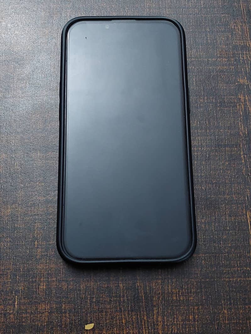 Apple iPhone 13 1