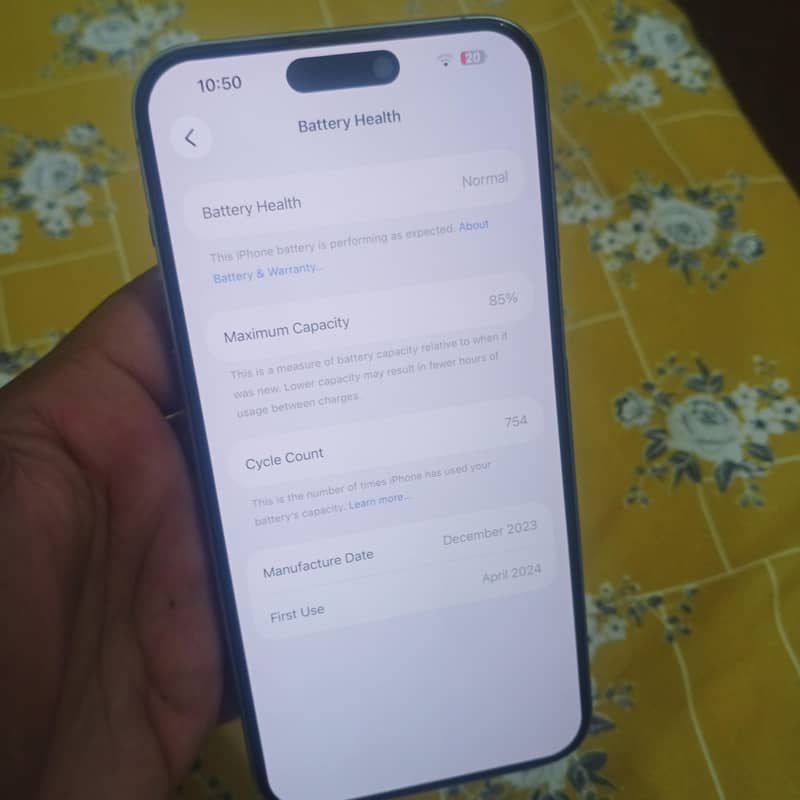 Apple iPhone 15 Pro Max 3