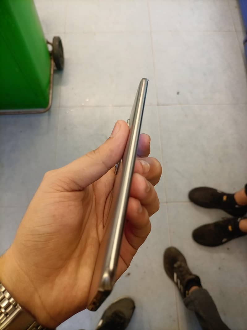 Tecno spark 40 pro plus 2