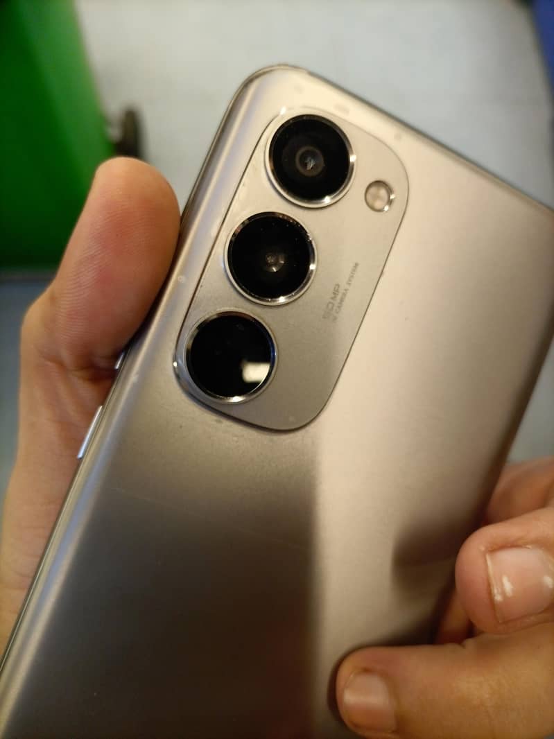 Tecno spark 40 pro plus 6