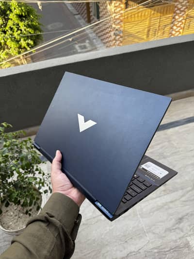 HP VICTUS 16 11th Gen i5 - 32GB RAM - RTX 3050 4GB GPU - 256GB NVME