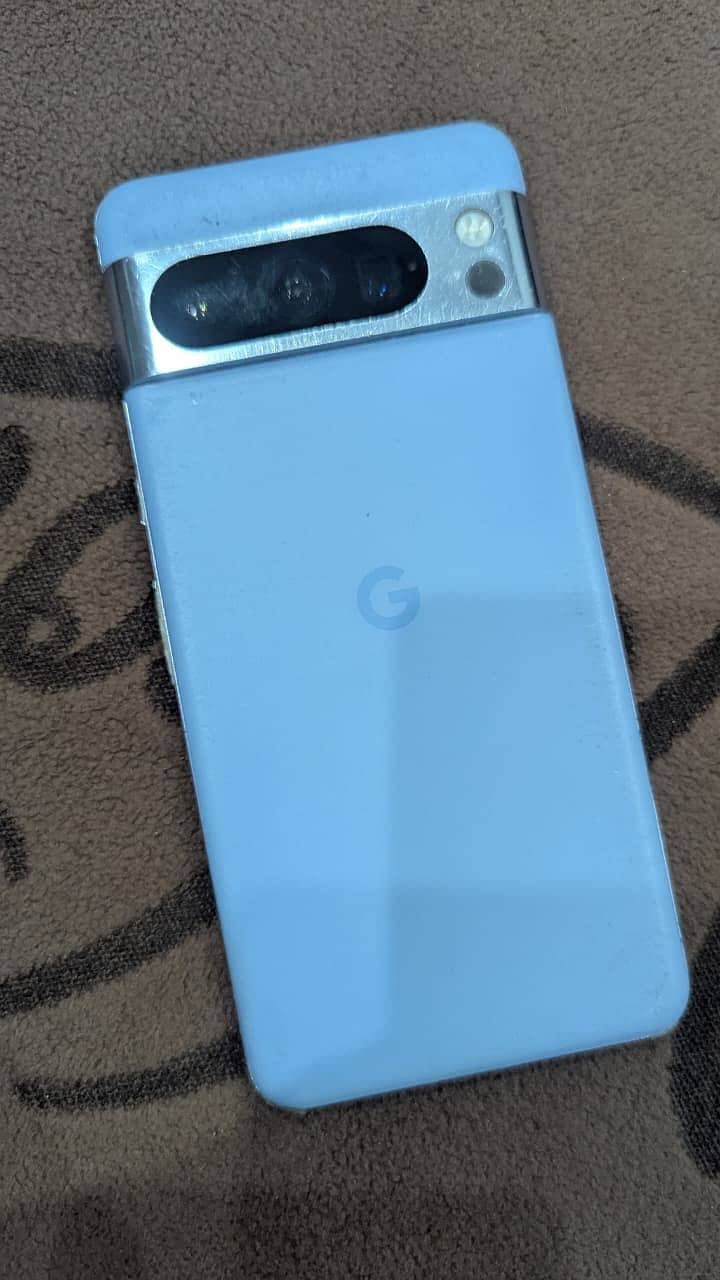Google Pixel 8 Pro 1