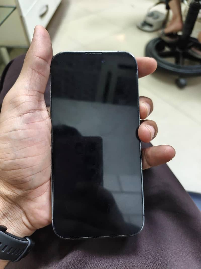 Apple iPhone 14 Pro 4