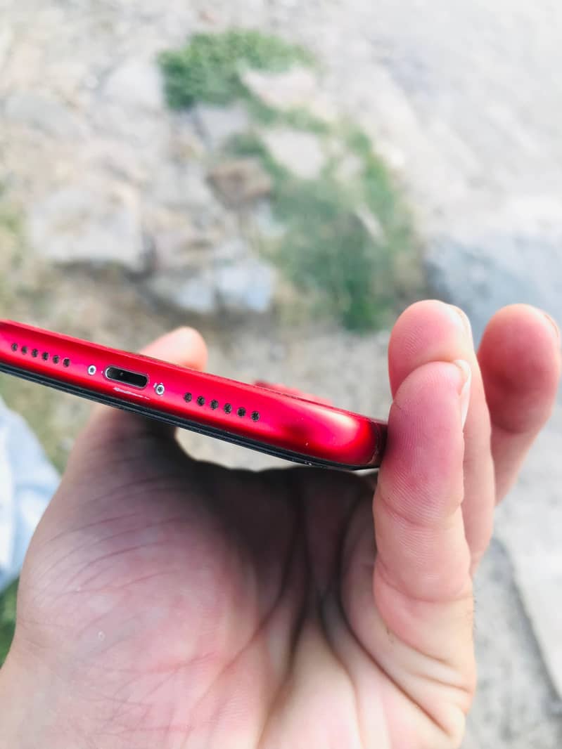 Apple iPhone 11 3
