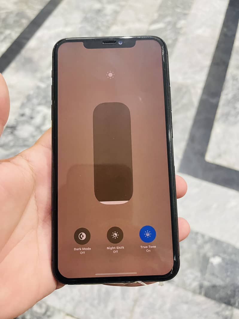 Apple iPhone 11 Pro Max 3