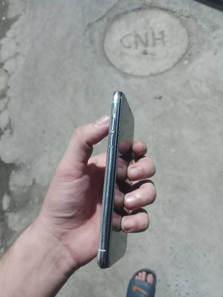 Apple iPhone X 1