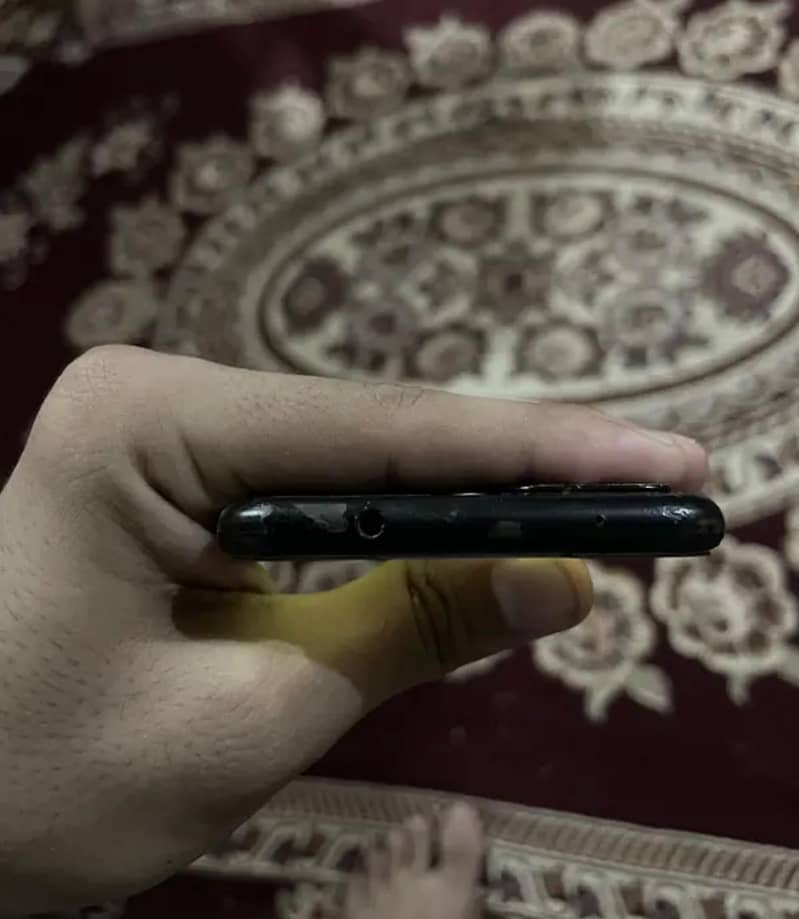 Google Pixel 4a 5