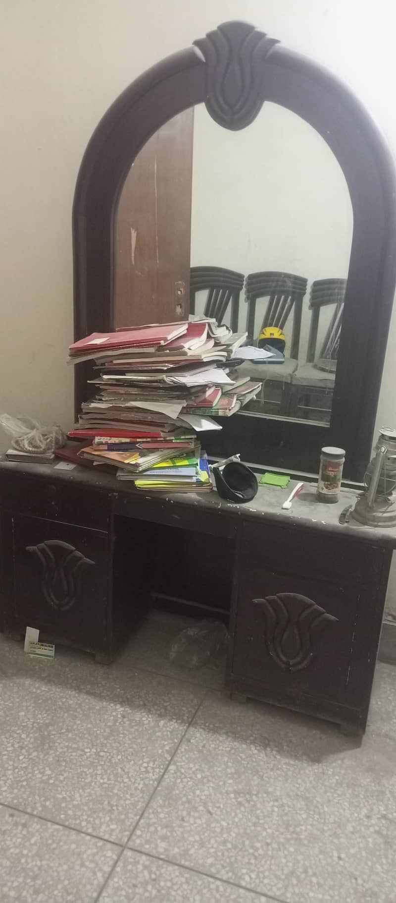 bed aur dressing table 5