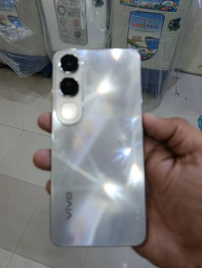 Vivo Y200