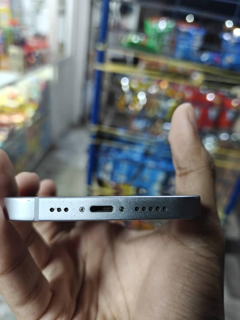 Apple iPhone 14 8