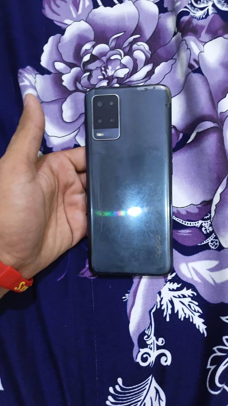 OPPO A54 4