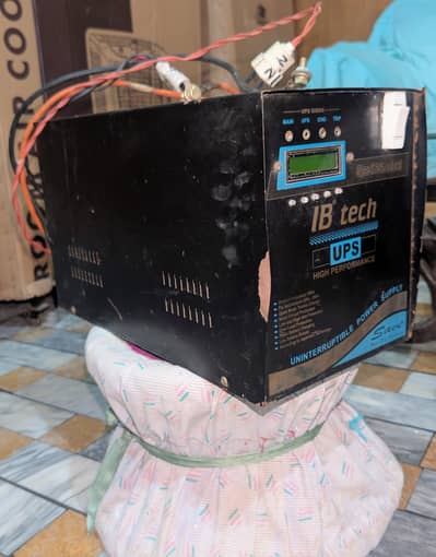 2000 watt 24v heavy duty UPS
