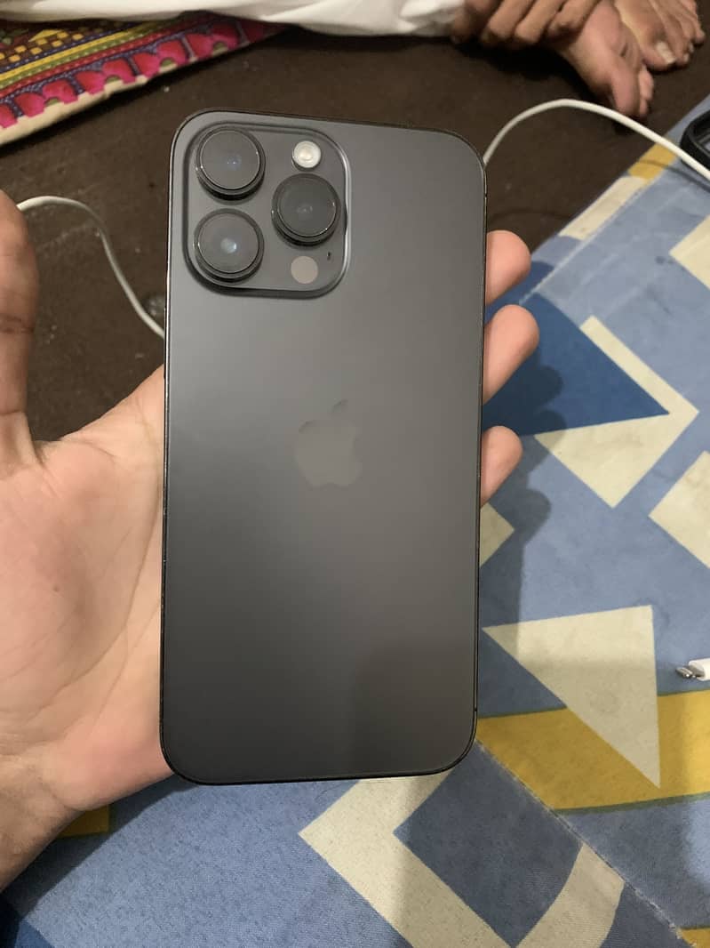 Apple iPhone 14 Pro Max 7