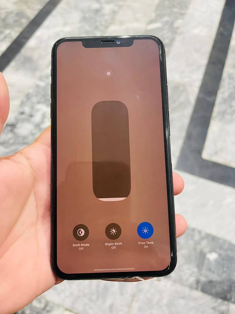 Apple iPhone 11 Pro Max 3