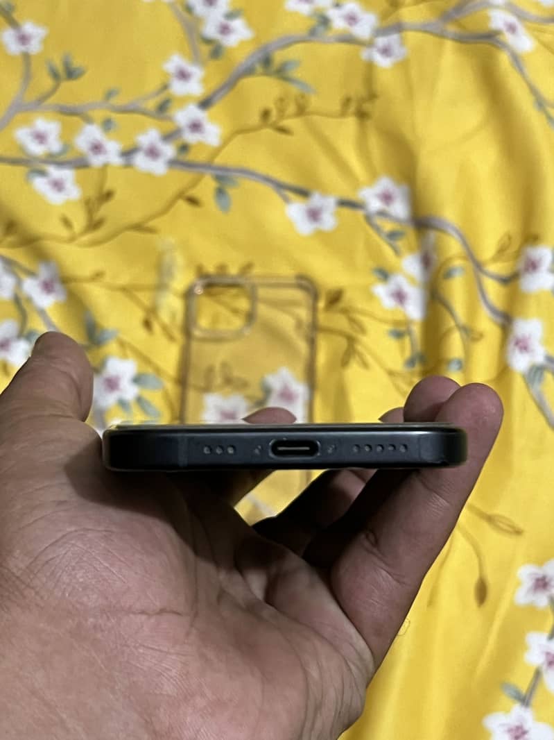Apple iPhone 15 Fu 5