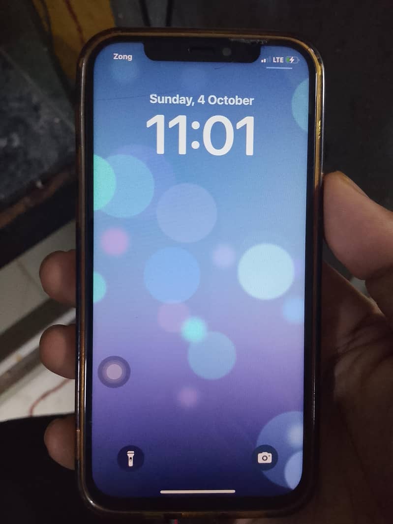 Apple iPhone 12 7