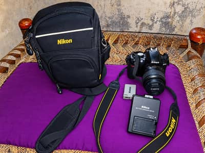 Nikon D3100 10by10 condition all asarie bag with Chirger 1300mh