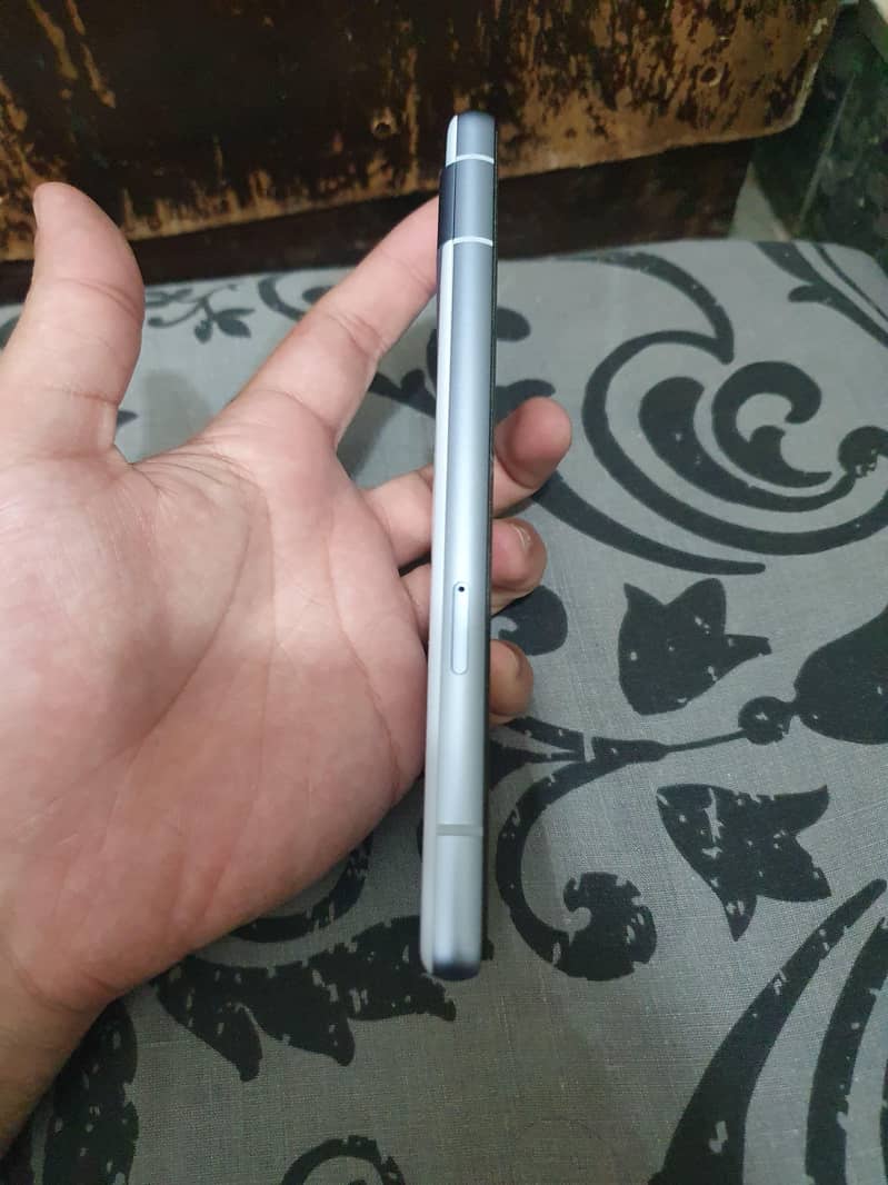 Google Pixel 7a 3