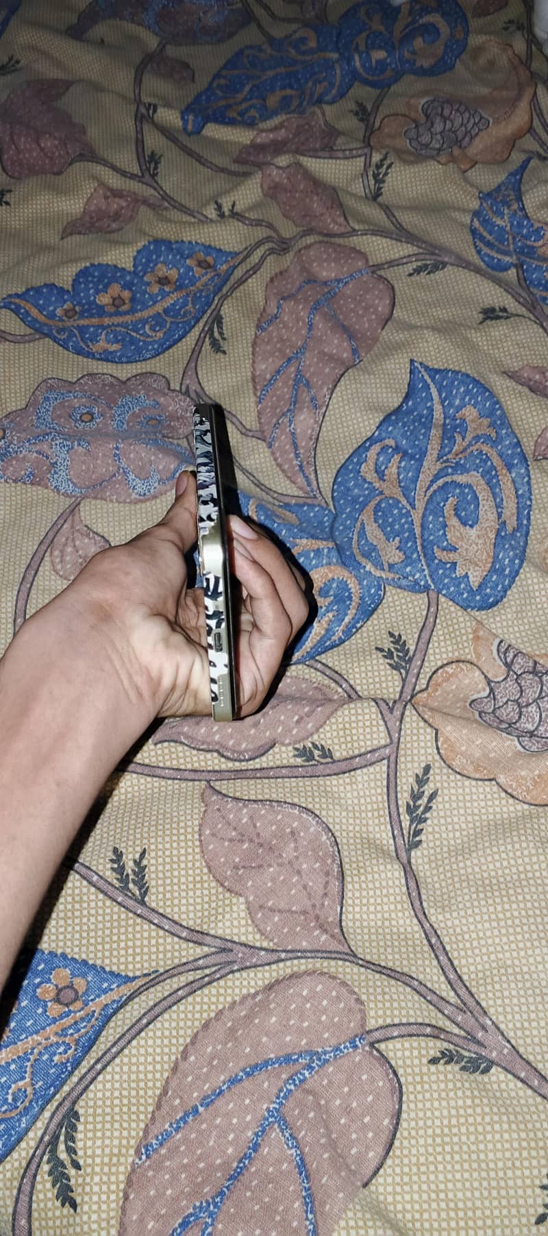Realme C75 3