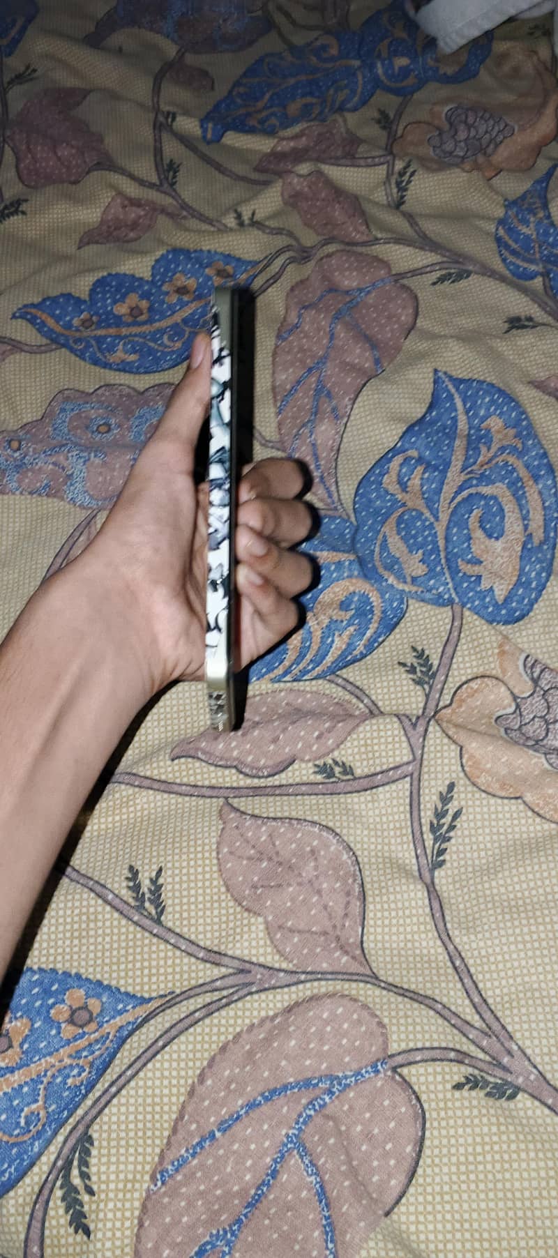 Realme C75 4