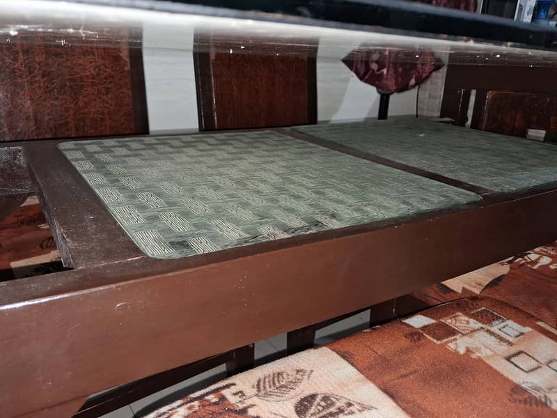 Dining table 6 seater 2