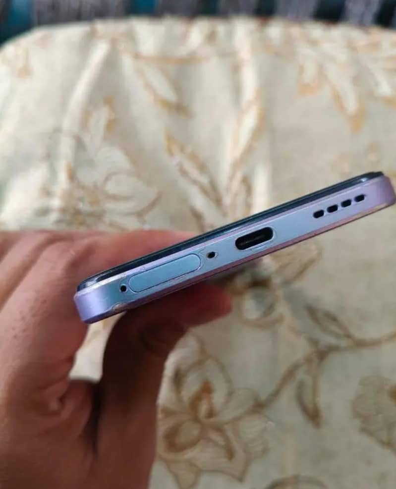 Realme C85 pro 4