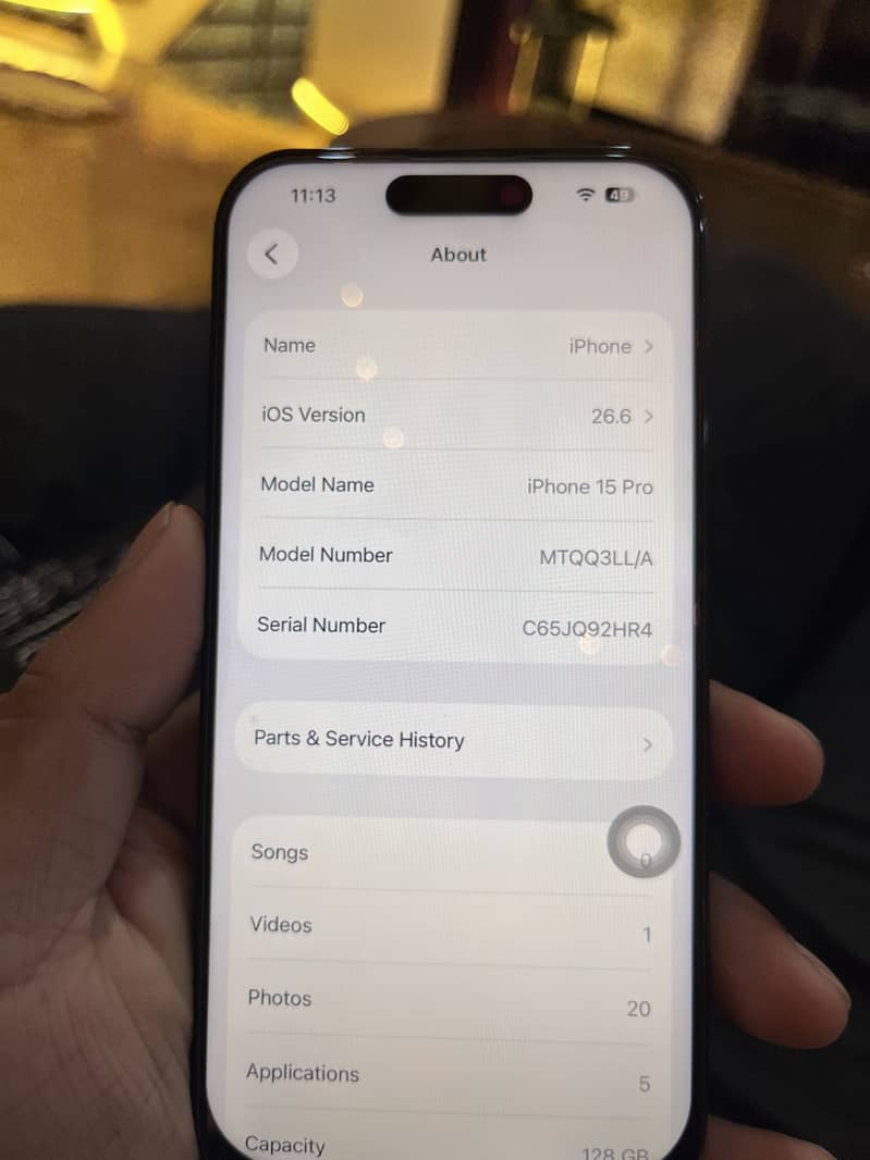 Apple iPhone 15 Pro 4
