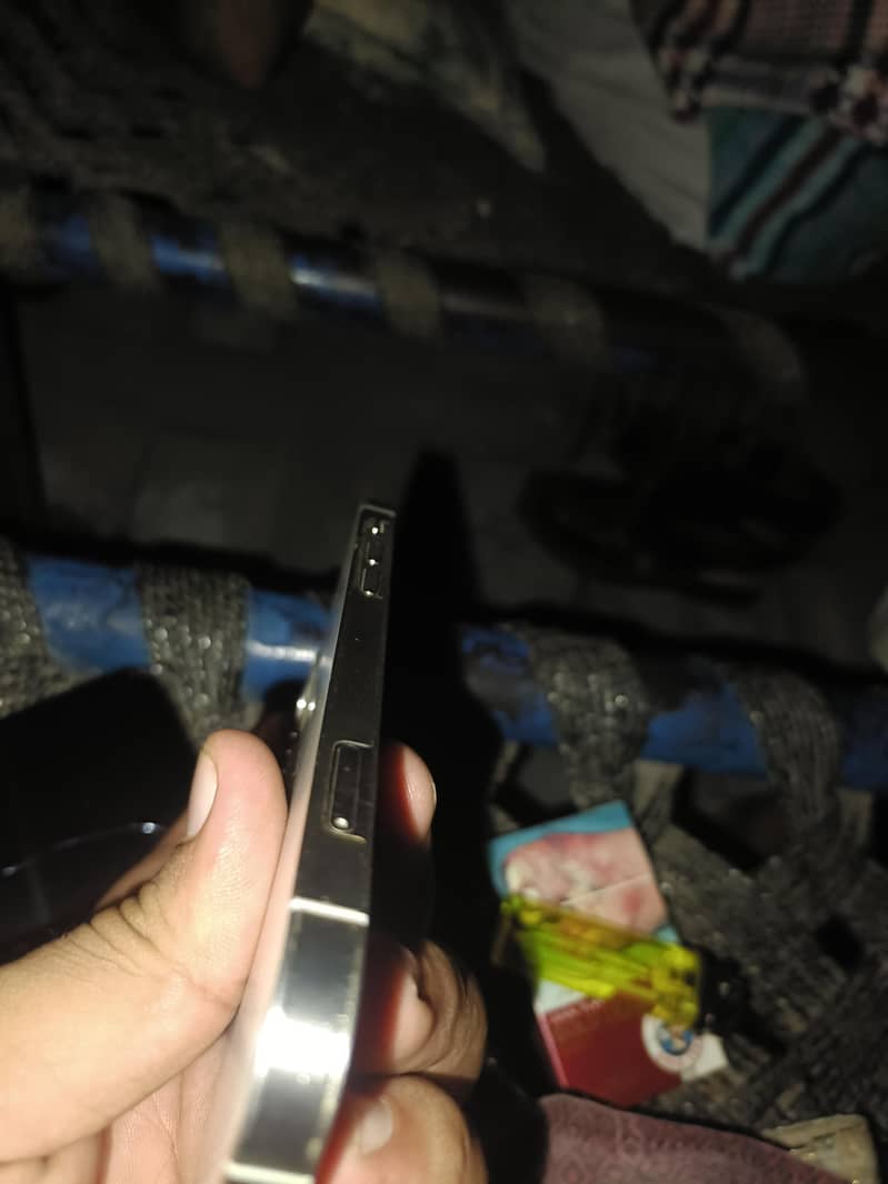 Apple iPhone 12 Pro Jv 1