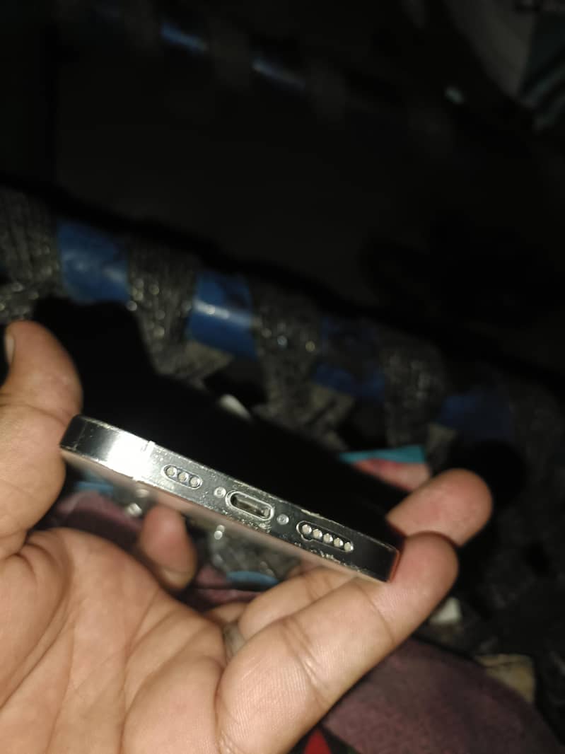 Apple iPhone 12 Pro Jv 3