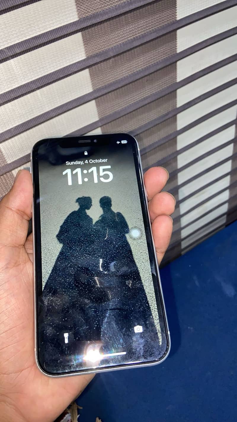 Apple iPhone XR 1