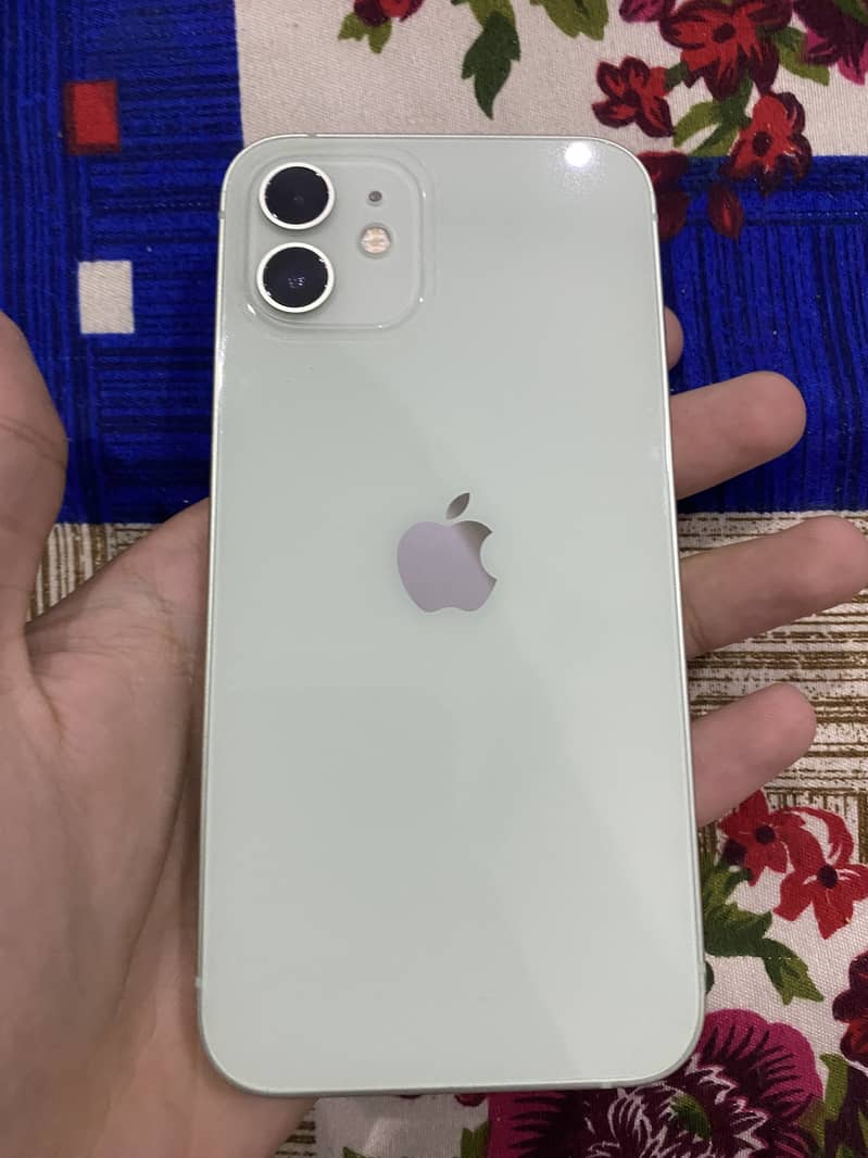 Apple iPhone 12 0