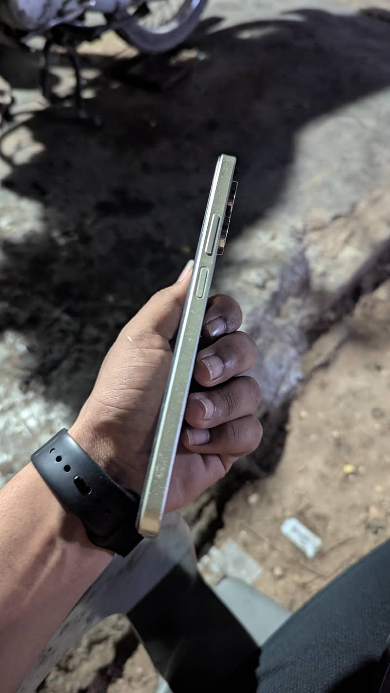 Realme C53 5