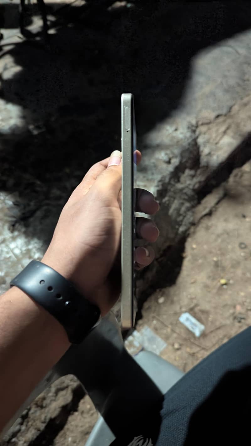 Realme C53 6