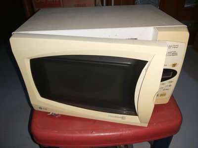 LG microwave oven