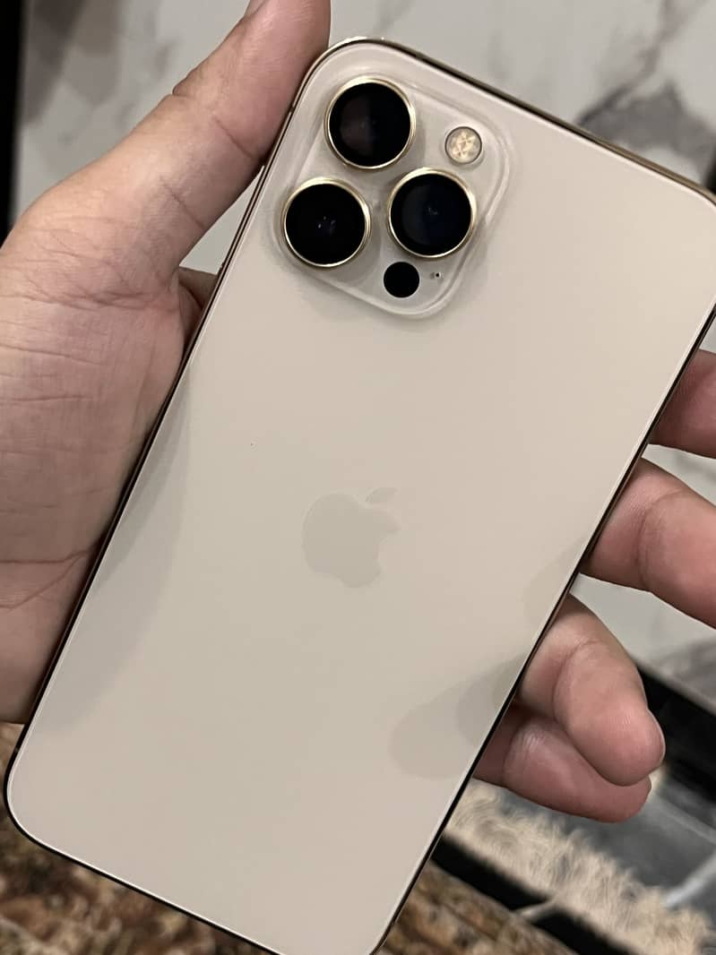 Apple iPhone 12 Pro Max 3