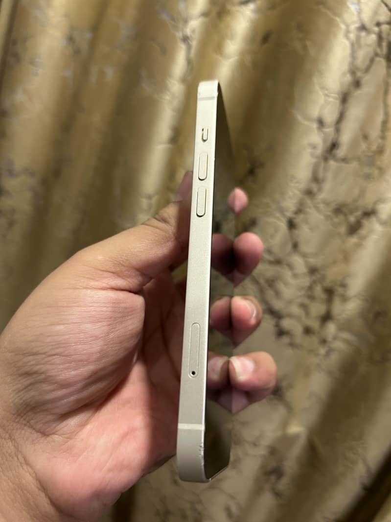 Apple iPhone 14 5