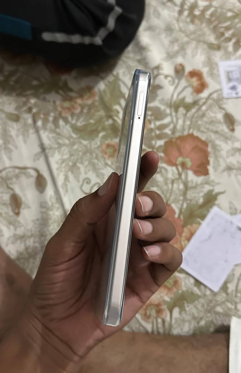 OPPO A6 2