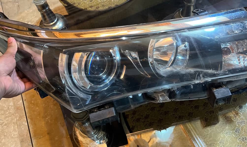 Original headlights Corolla 3