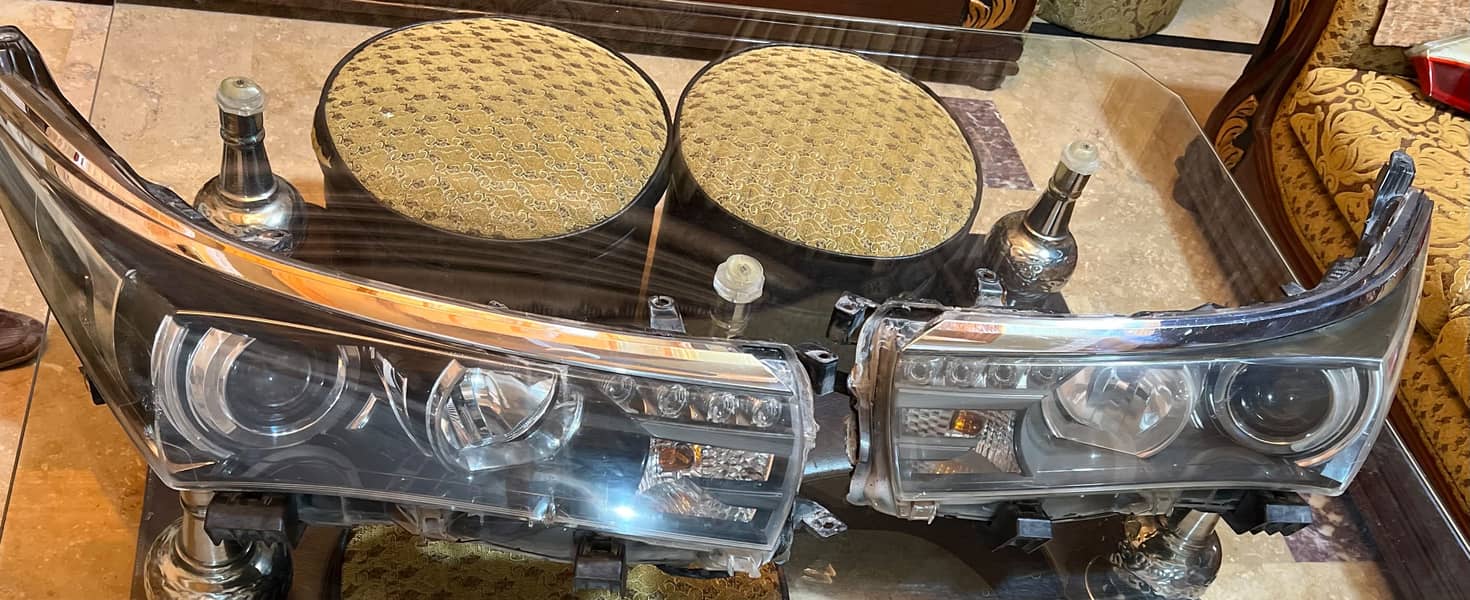 Original headlights Corolla 6