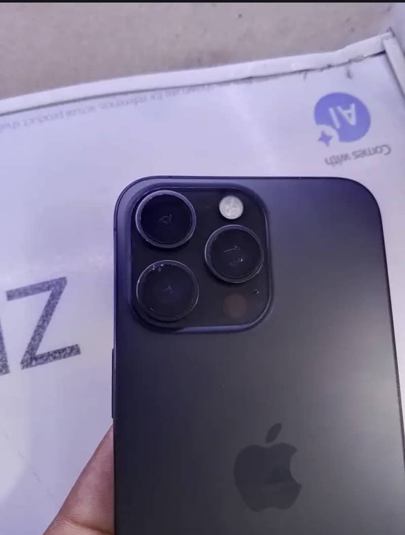 Apple iPhone 15 Pro Max 2