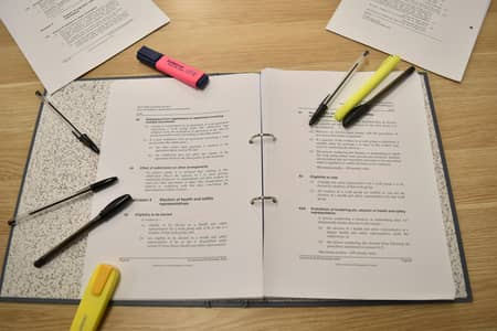 urdu and English Assignment Writing & Typing Services