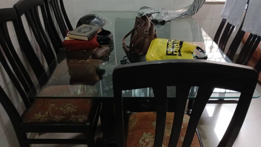 Dyning Table 6