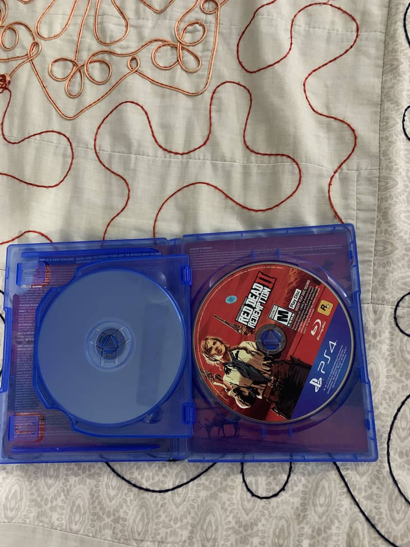 RDR 2 ps4 disk 4