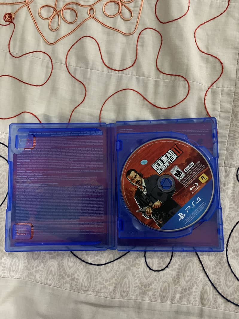 RDR 2 ps4 disk 7