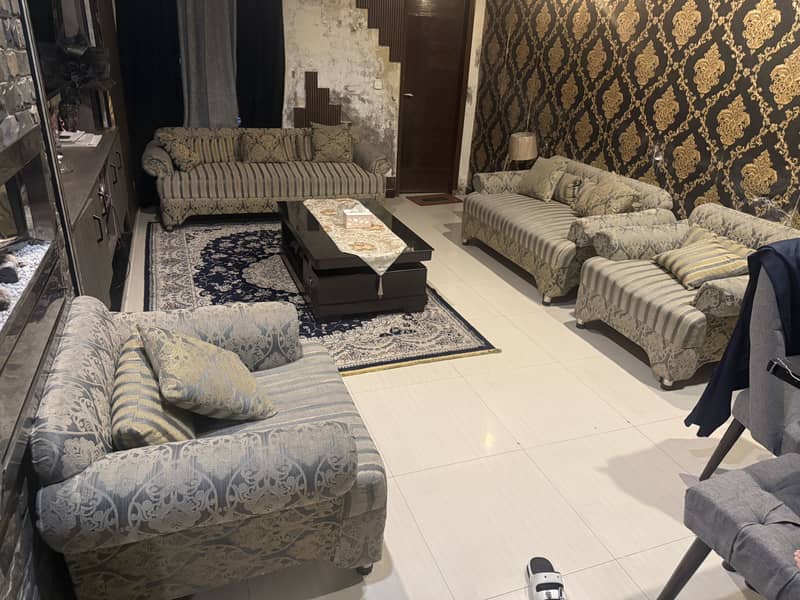 Sofa set (7 seater) 0