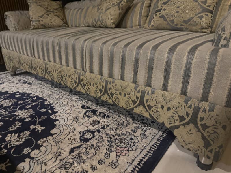 Sofa set (7 seater) 7