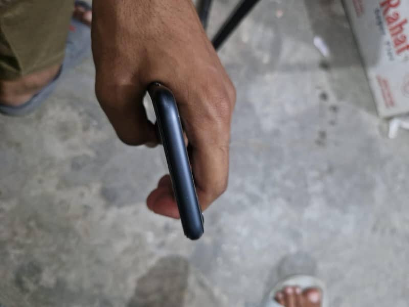 Apple iPhone 11 0